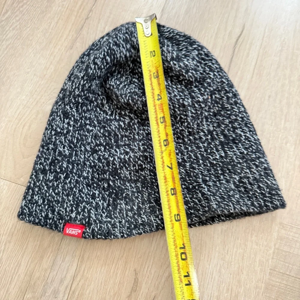 Vans Off the Wall “Core Basics” Knit Beanie Black Heather One Size Unisex‎